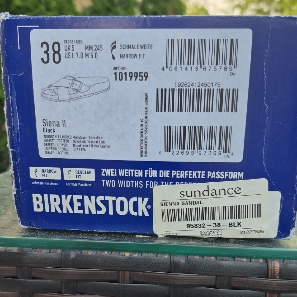 Birkenstock Black Cross-Strap Sandals - Picture 10 of 10